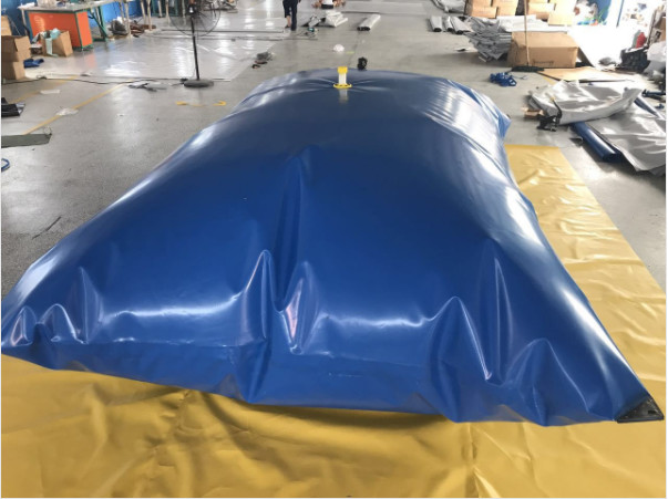 7000L Pillow Shape Desert PVC Flexible Water Storage Tank For Agriculture Water Holding Tank
