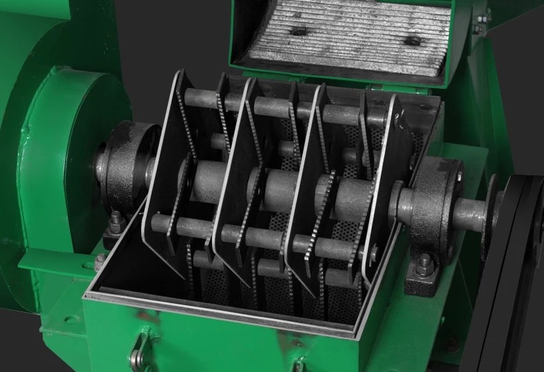 50mm Feed Waste Sawdust Wood Crusher Machine For Slab Scraps
