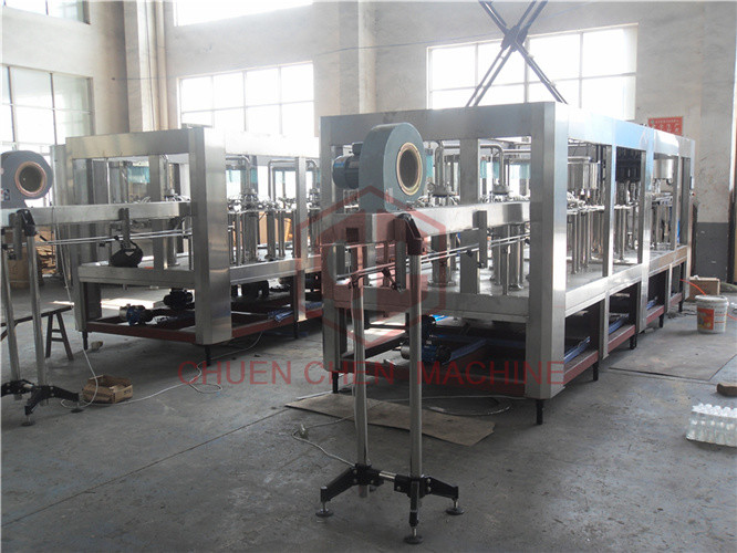 Medium Production Capacity Plastic Bottle Filling Machine For PET Bottle Juice
