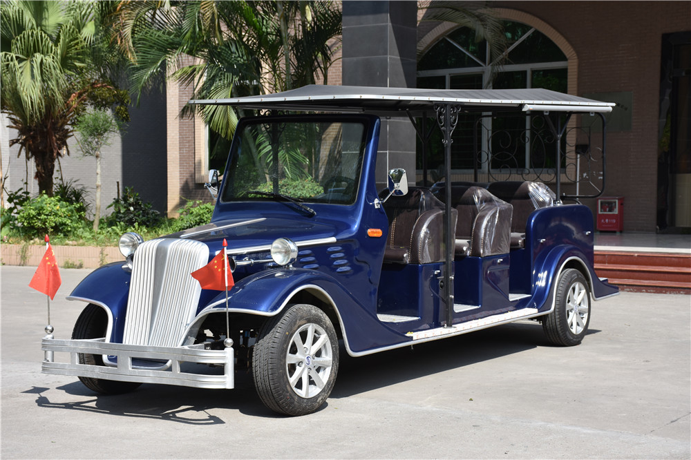 Vintage Style Electric Shuttle Bus Sightseeing Car For 8 Passengers Anti - Fatigue