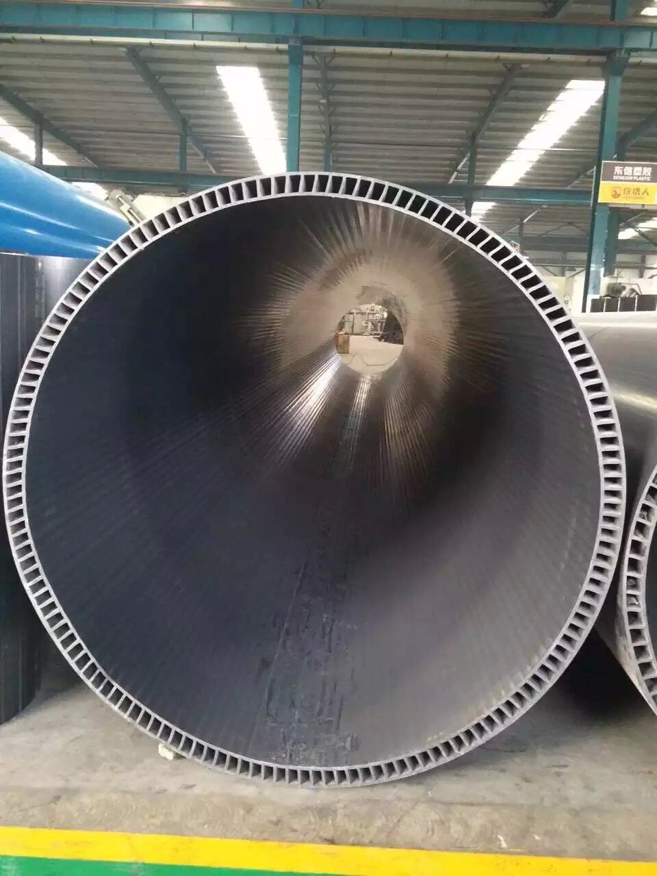 90 rpm Screw Speed LG1200 PE Pipe Extrusion Line for Water and Gas Supply 38000 KG