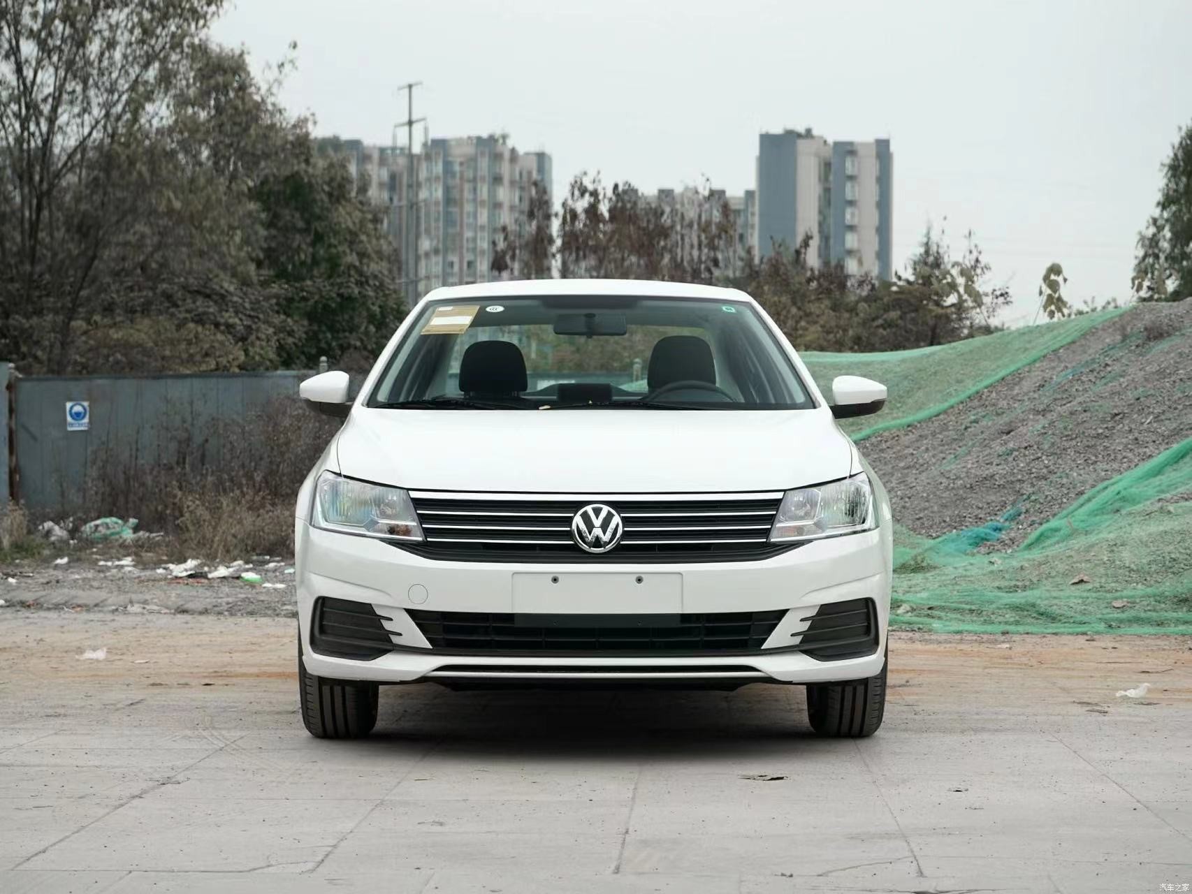 VW Lavida 2022 Version 1.5L Compact Sedan Cars 6 Gears AT 113HP New Or Used