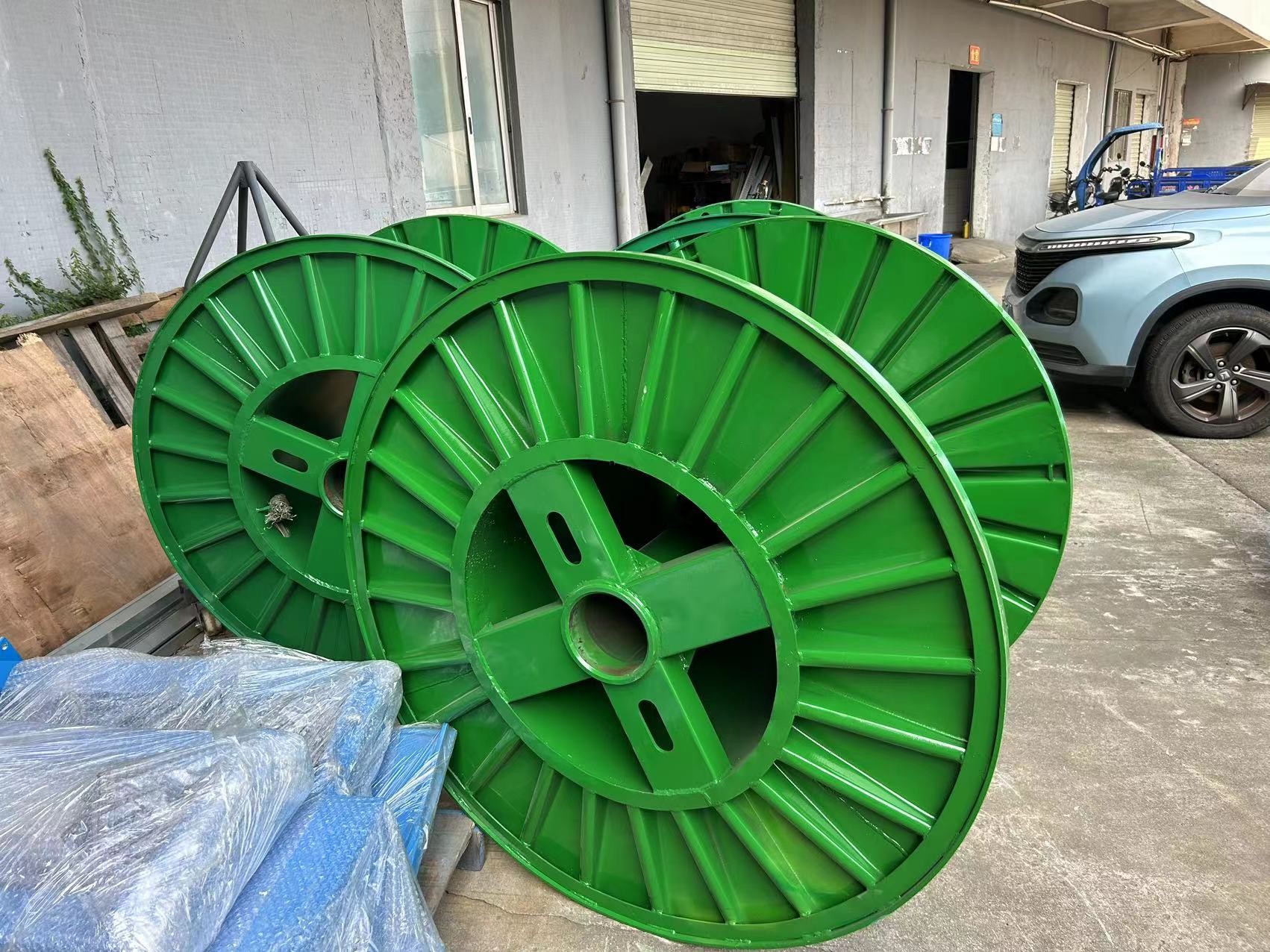 1250mm Corrugated Cable Bobbin For Wire / Cable Metal Reel Steel Drum