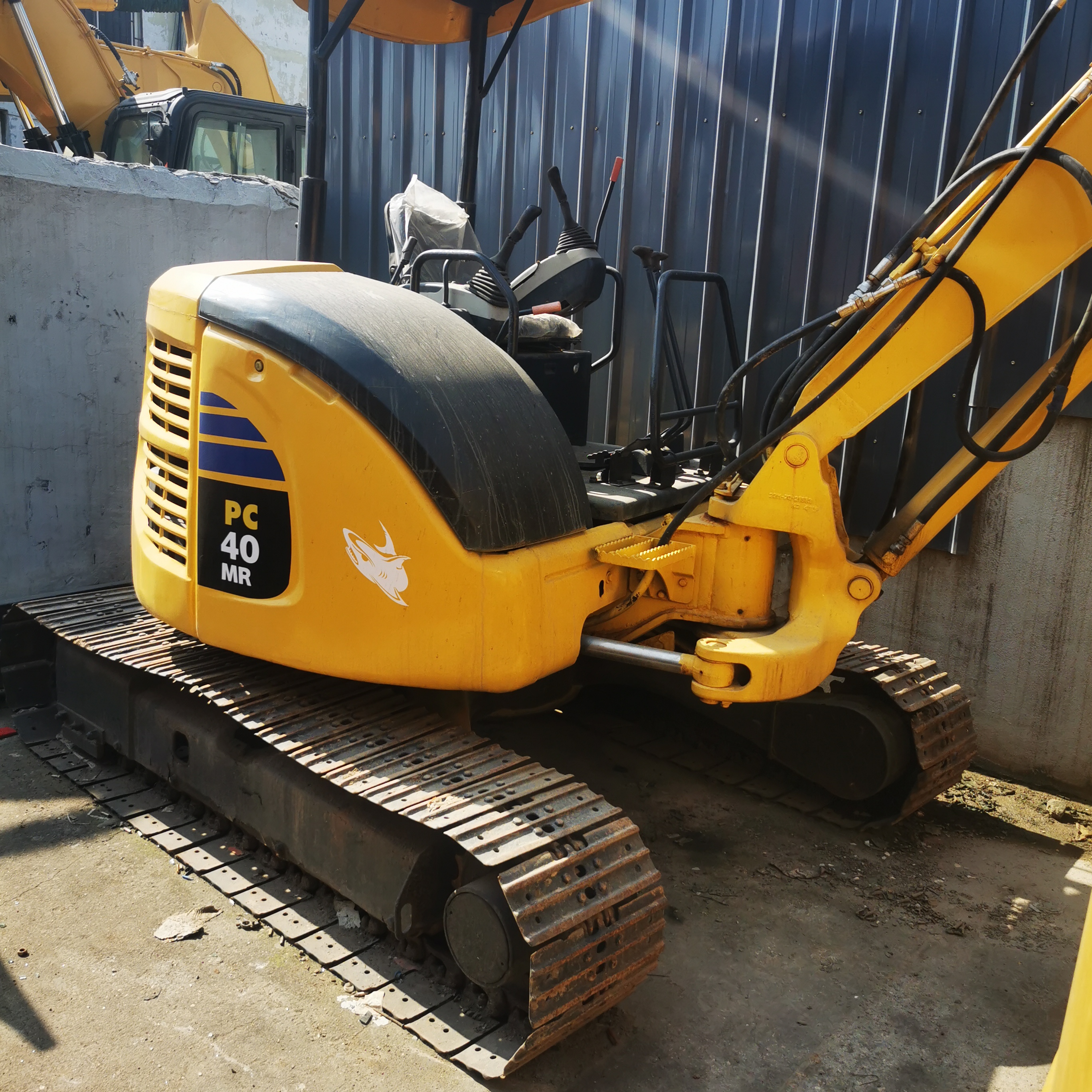 4000 KG Used Komatsu PC 40-2 Excavator in Good Condition with Cheaper Cost from Japan