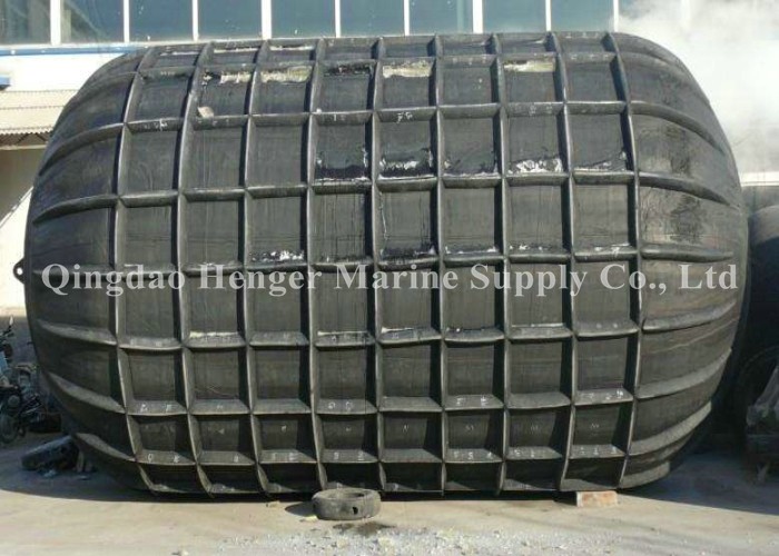 China Durable Yokohama Floating Fender Pneumatic Ribbed Rubber Fender with Replaceable Air Charging Connector