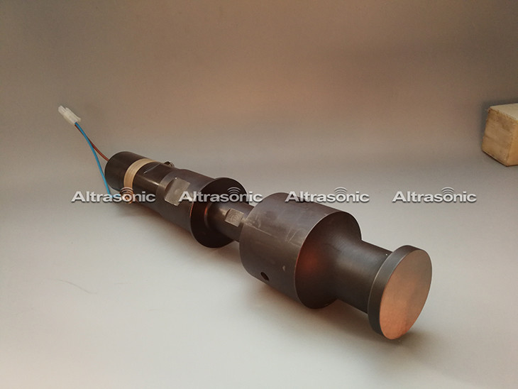 20Khz Continious Vibration Oscillator For Non - Woven Fabric Welding