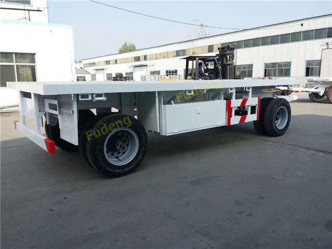 Farm Goods Transport Semi Flatbed Trailers With Towing Drawbar Carbon Steel Material