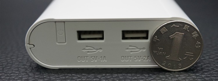 TOMO V8-4 18650 Power Bank Charger10.jpg