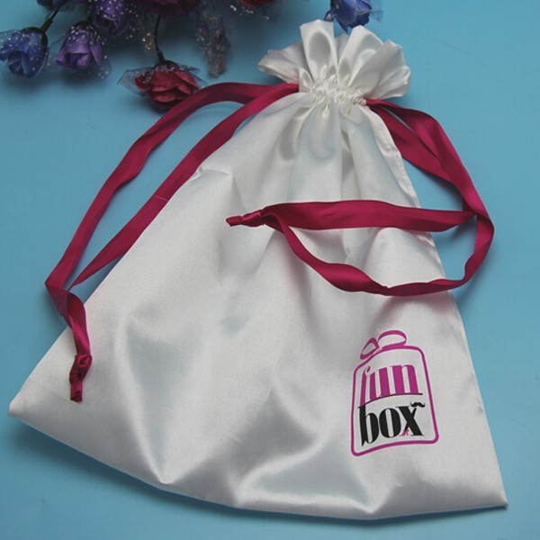 Makeup Satin Drawstring Bag With Logo Customized Design Small Size Durable