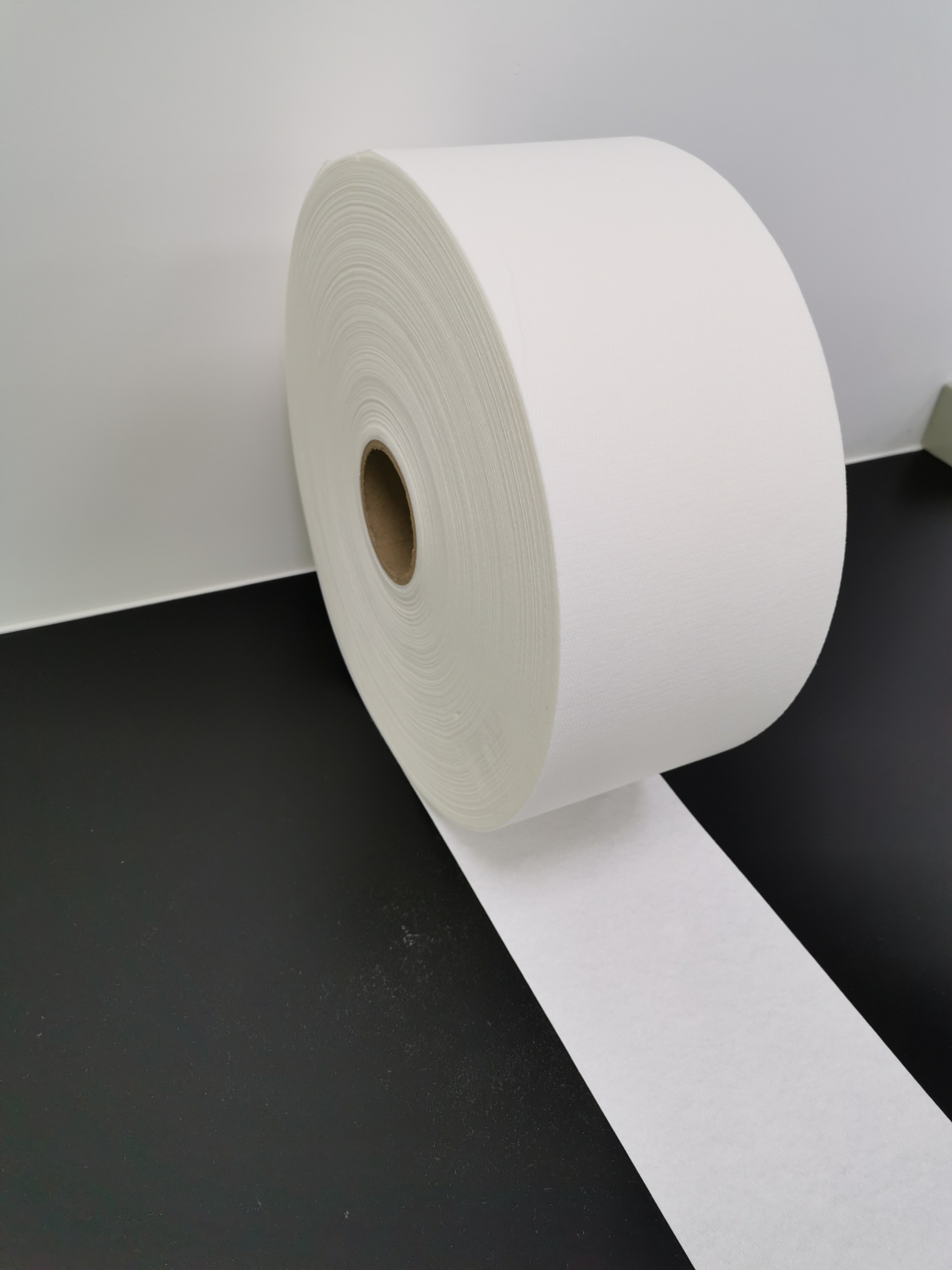 Non Fluorescence Airlaid Non Woven Fabric For Sanitary Napkins