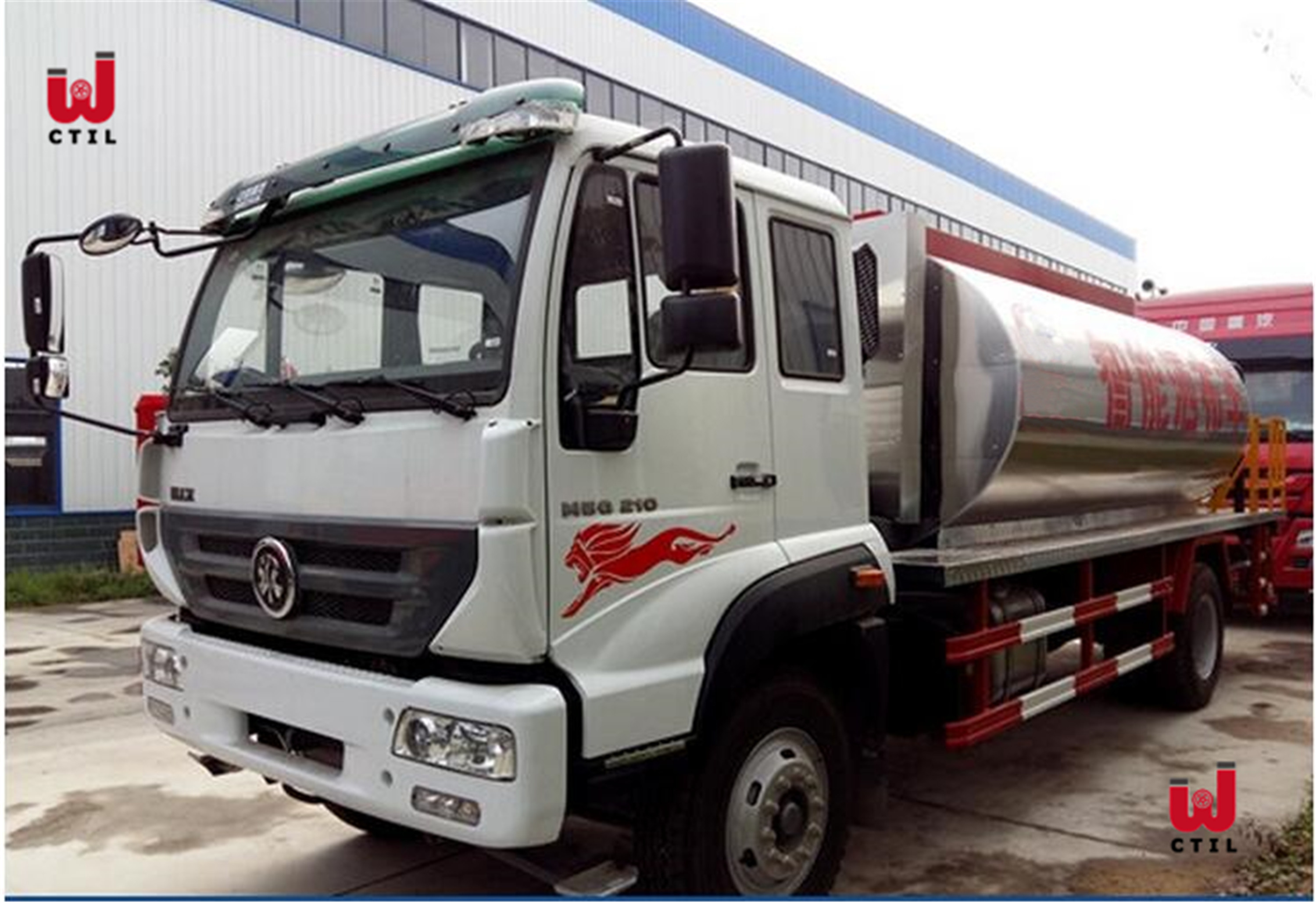 11t Road Construction Truck 180HP Bitumen Distributor Truck