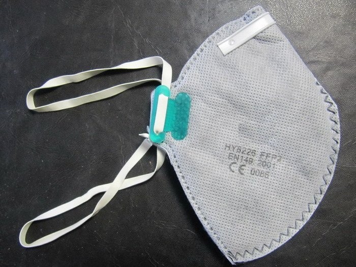 Wuhan China N95 Disposable Face Mask Surgical N95 Respirator With Valve Anti Virus