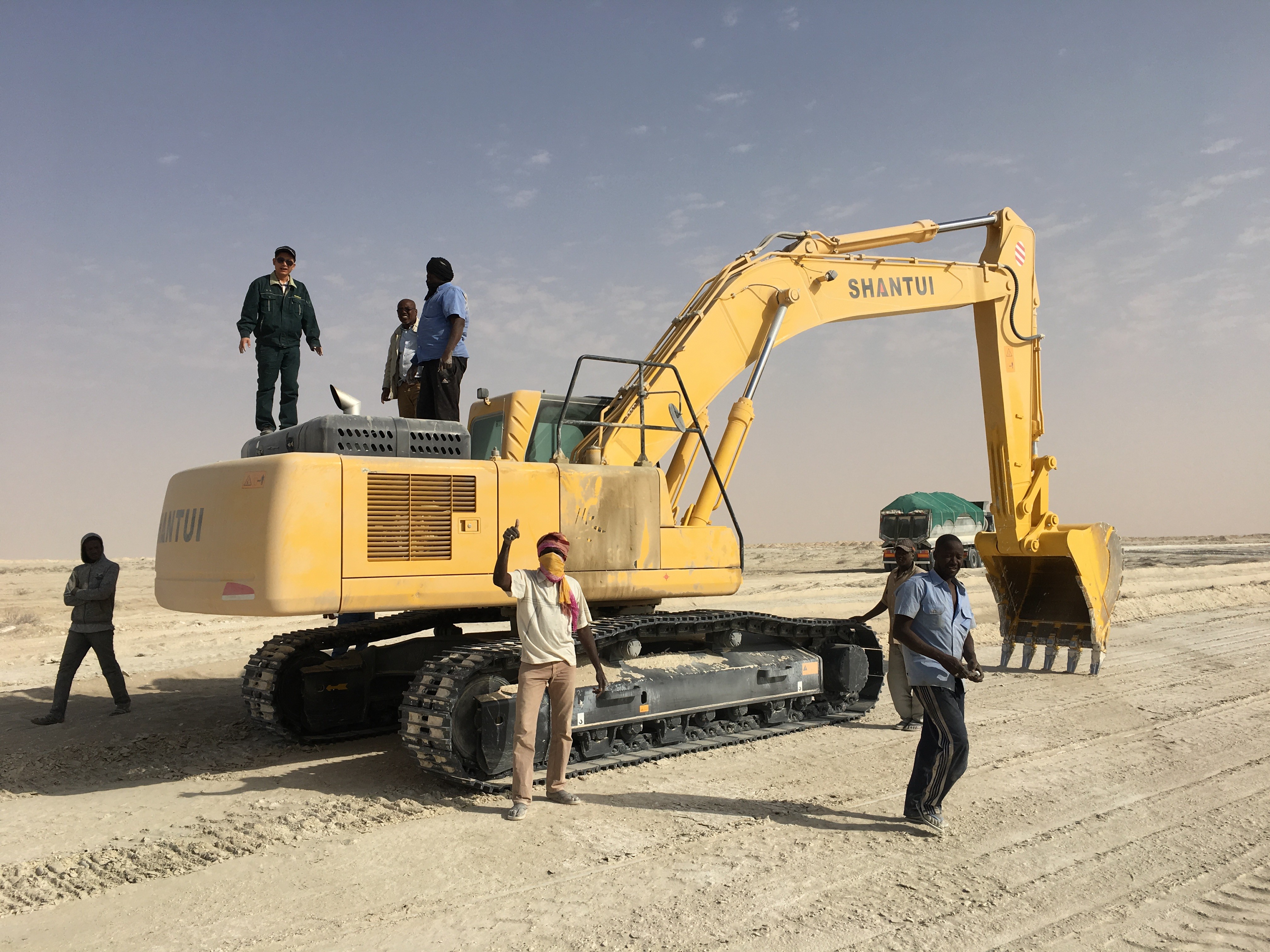 Shantui 20 Ton Hydraulic Crawler Excavator With Cummins Engine