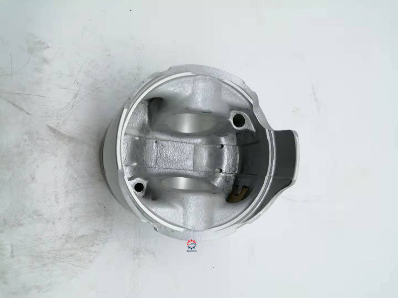 Excavator Engine Parts 4D32 4D33 4D34 4D35 Piston ME018277 ME012174 ME018274