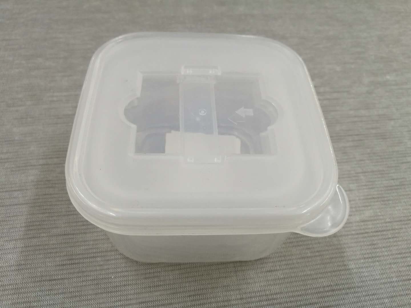 Clear Plastic Food Storage Box with Lid and Lock Capacity 0.9L to 12L Withstand Temperatures From -40°C to +80°C