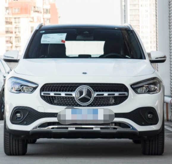 Mercedes-Benz 2023 GLA 200 version 5 Door 5 seats Compact SUV