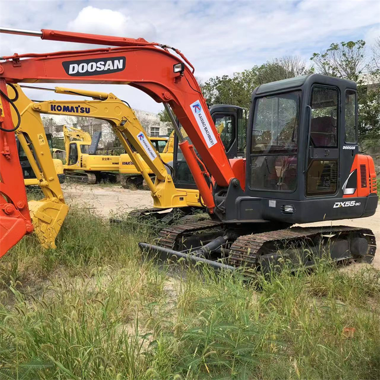Doosan Mini Excavator DX55 5 Ton Used in Good Condition from Korea Made in Korea