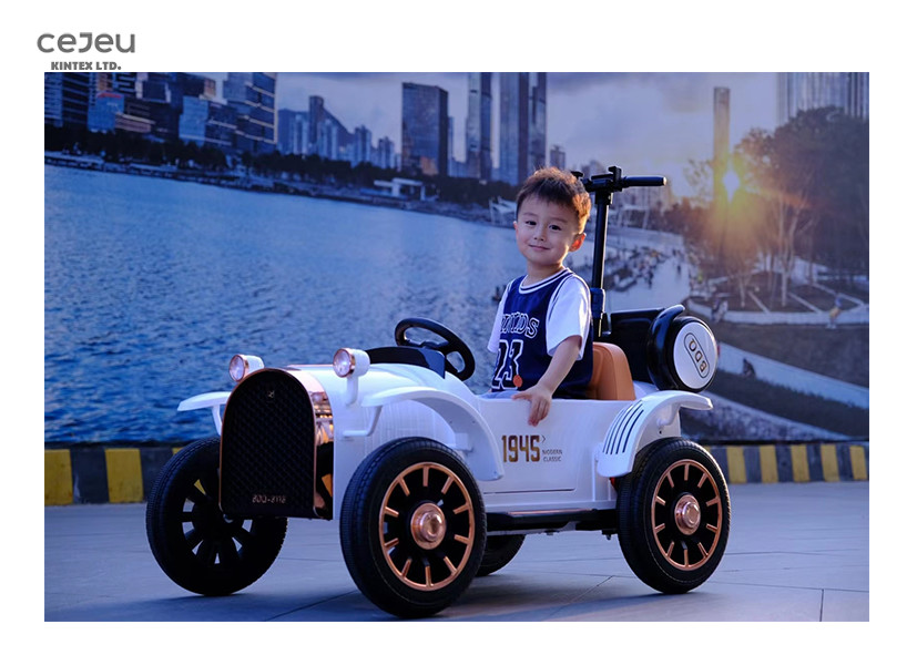 24KG Kids Ride On Toy Car Red Double Seater Vintage Ride On Car