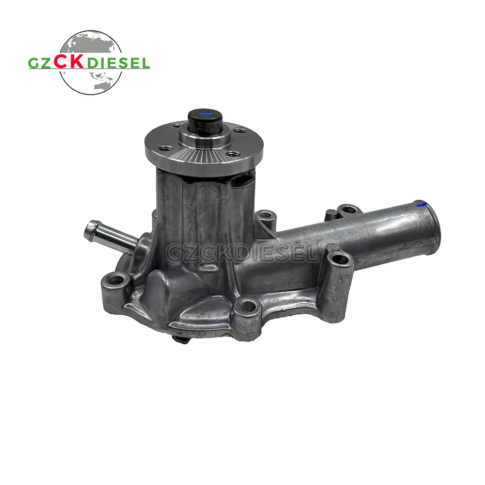 Water Pump 16251-73032 16251-73030 16251-73034 16241-73034 for V1505 D905 D1105 Engine