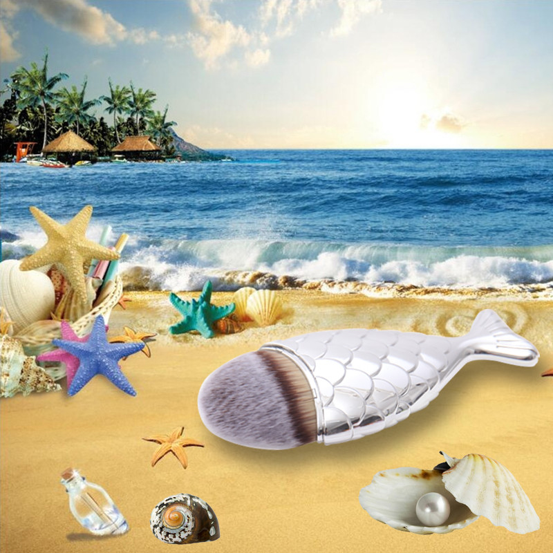 Mermaid Fishtail Silver Lightweight Makeup Foundation Brush