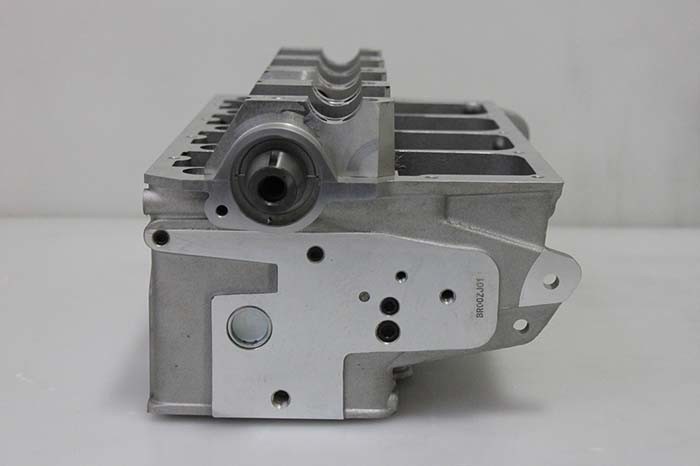AJM Diesel Engine Cylinder Head Assembly 1118995 03G103351C 038103351DLife