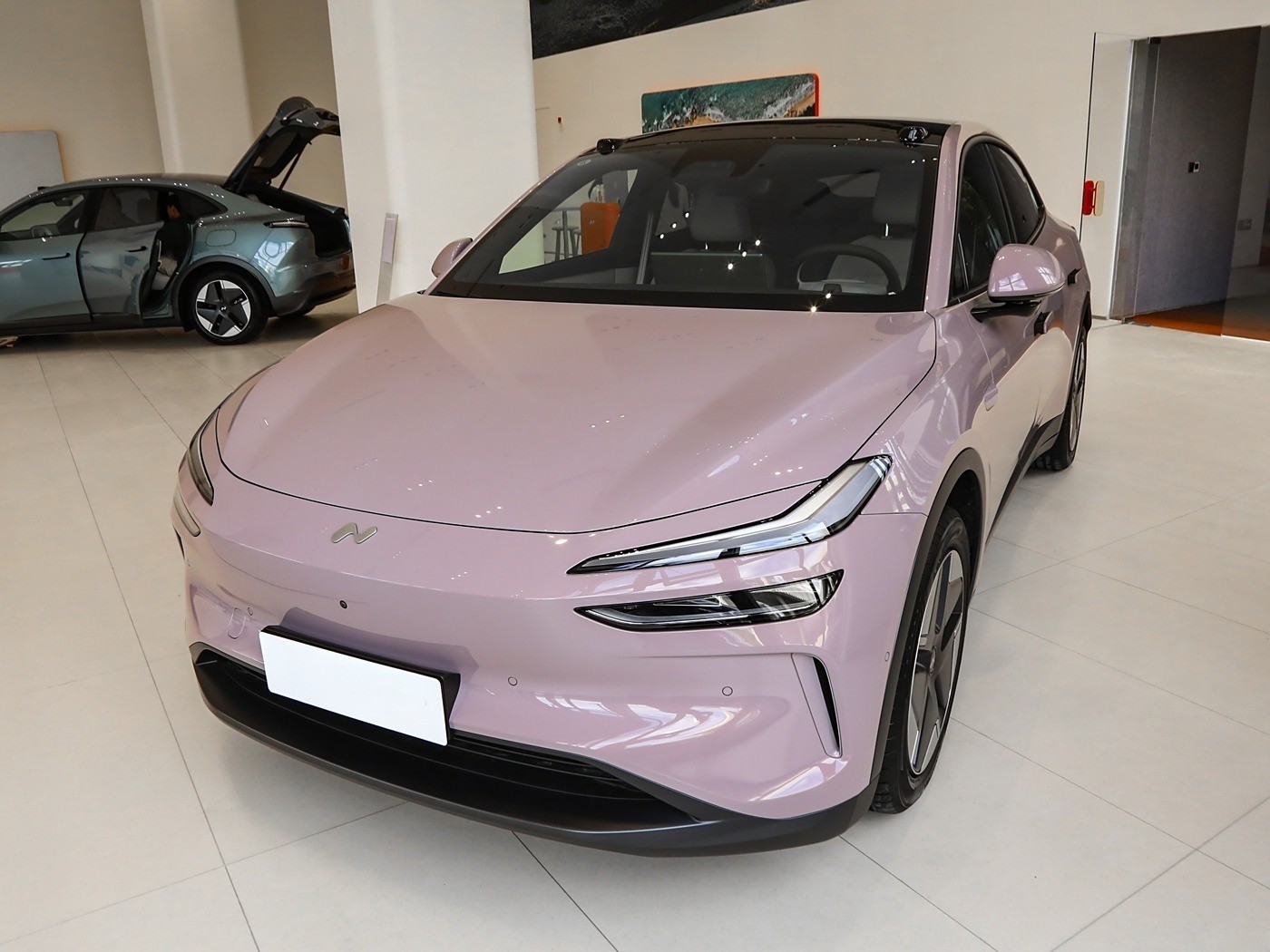 2024 ONVO Ledao Auto L60 60kwh Electric Car 5 Door 5 Seat Medium Size Car New Used Cars Range 555km