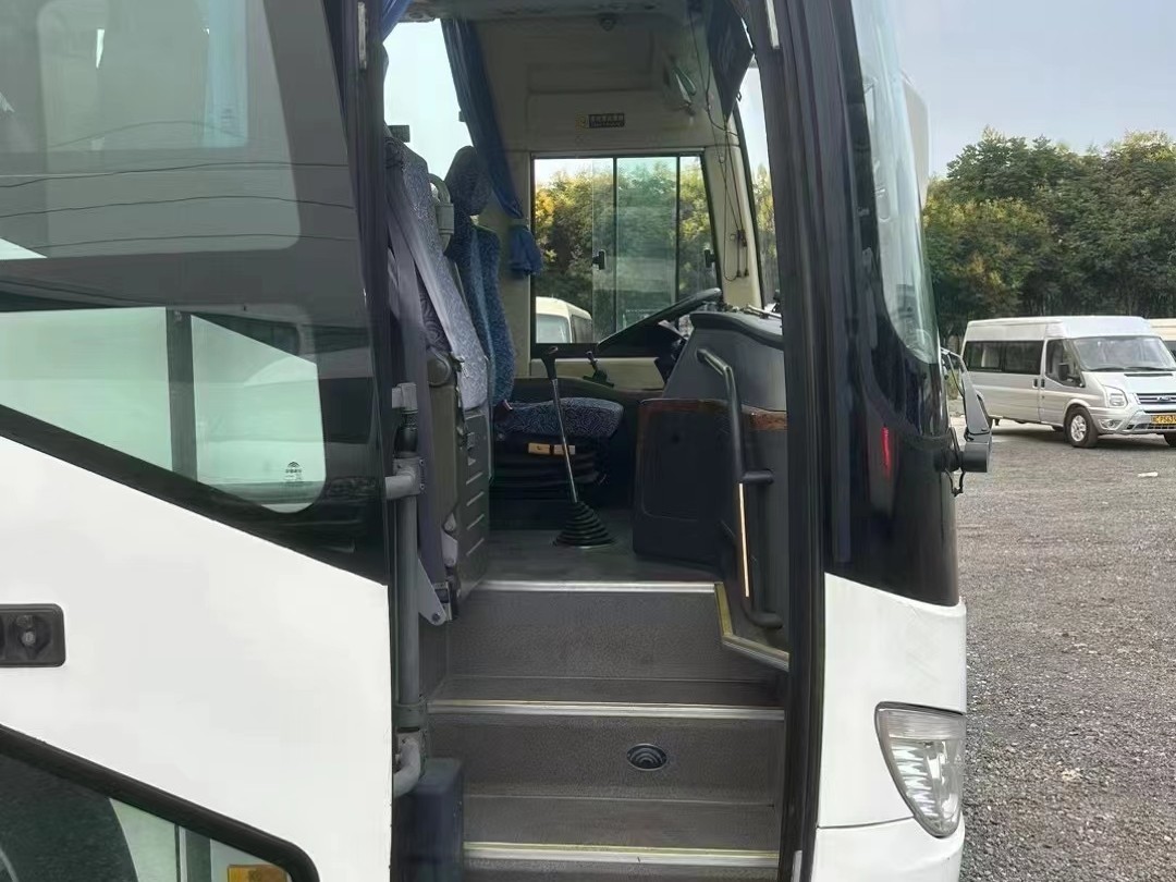 Second Hand Bus 2015 Year Double Passenger Door 49 Seats Good Air Conditioner