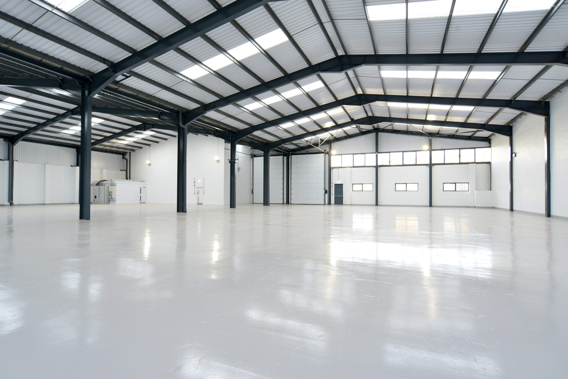 Clear Span Rigid Steel Structural Storage Shed with High Strength Frame and Modular Scalability for Industrial Efficiency