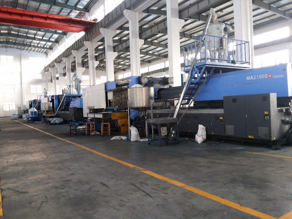 Roll Surplus Plastic Pallets Projects For Sale