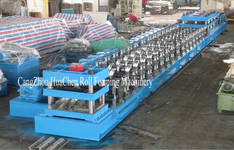 High Speed Metal Sheet Forming Equipment For Highway Guardrail
