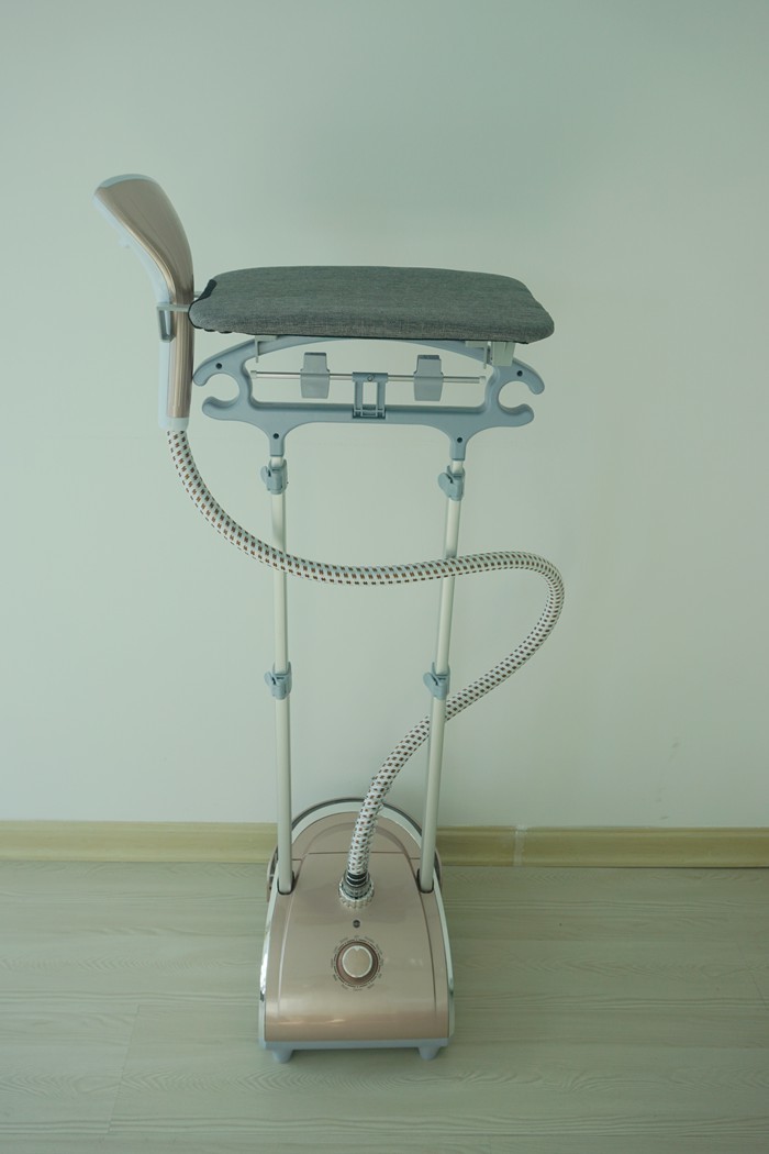 Big Water Capacity Hanging Garment Steamer Clothing Industrial Clothes Steamer