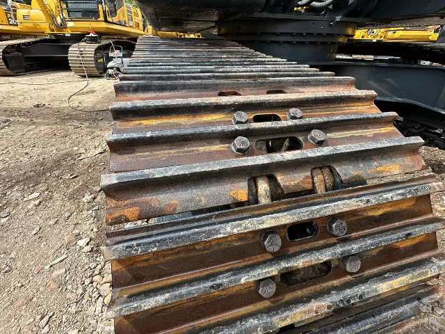 Hyundai R220-9S Excavator Track
