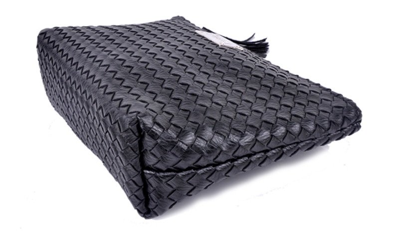 Large Water-Resistant Toiletry And Makeup Pouch For Women With Zipper Closure