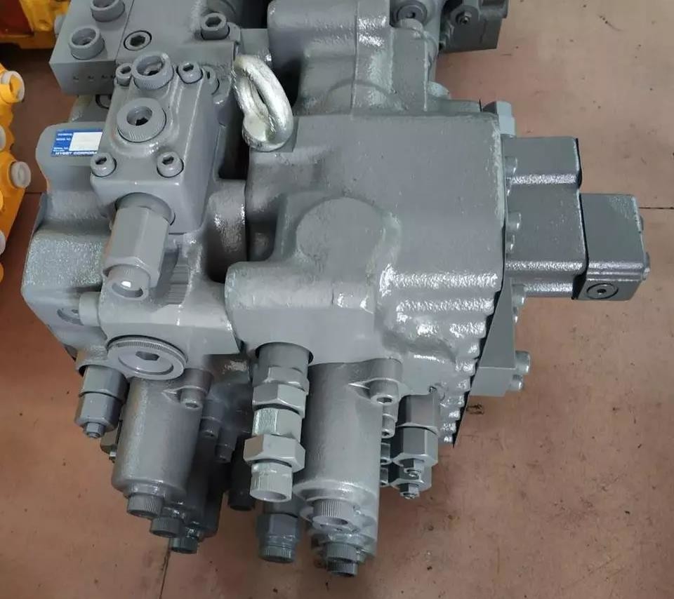 VOL-VO Main Control Valve 14532821 14576336 14676423 14512144 14676421 14636701 14594904 For EC210B Hydraulic Pump 1 - 9