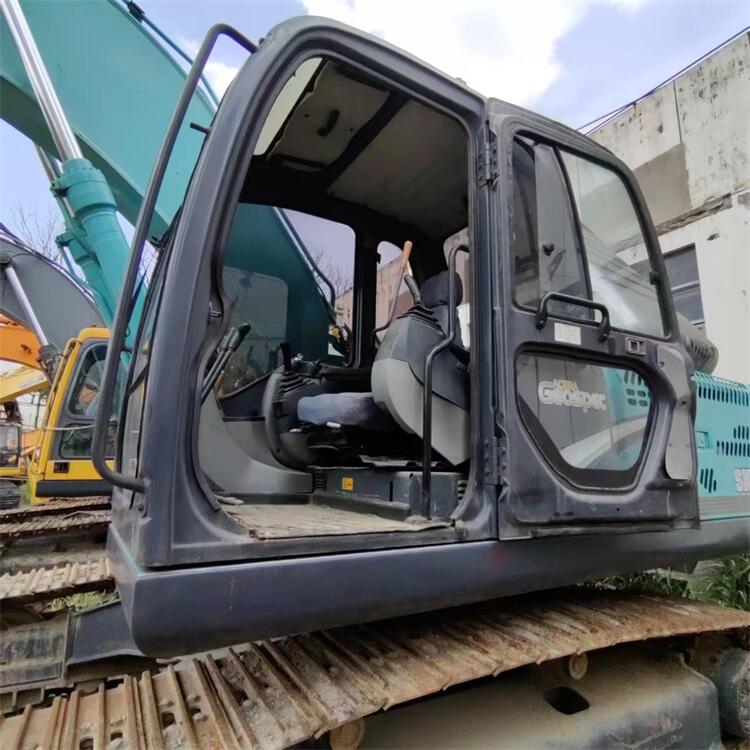 2017 Original Hydraulic Valve Used Kobelco SK60 SK140 Excavator SK200 SK210 Japan