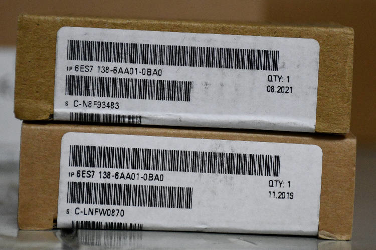 Siemens Empty Slot Cover for use with SIMATIC S7-400, SIMATIC S7-400 Series, S7-400
