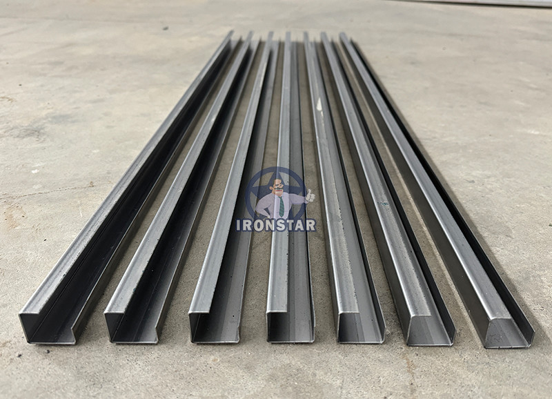 Triangle angle channel roll forming machine for Nepal angle bar roll forming machine V shape roll forming machine