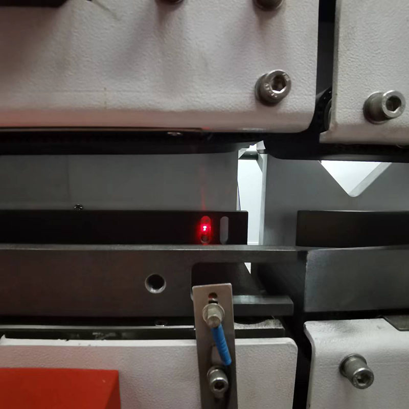 Processing Type Small Cutting Machine for Automatic Napkin Wrapping of Toilet Paper