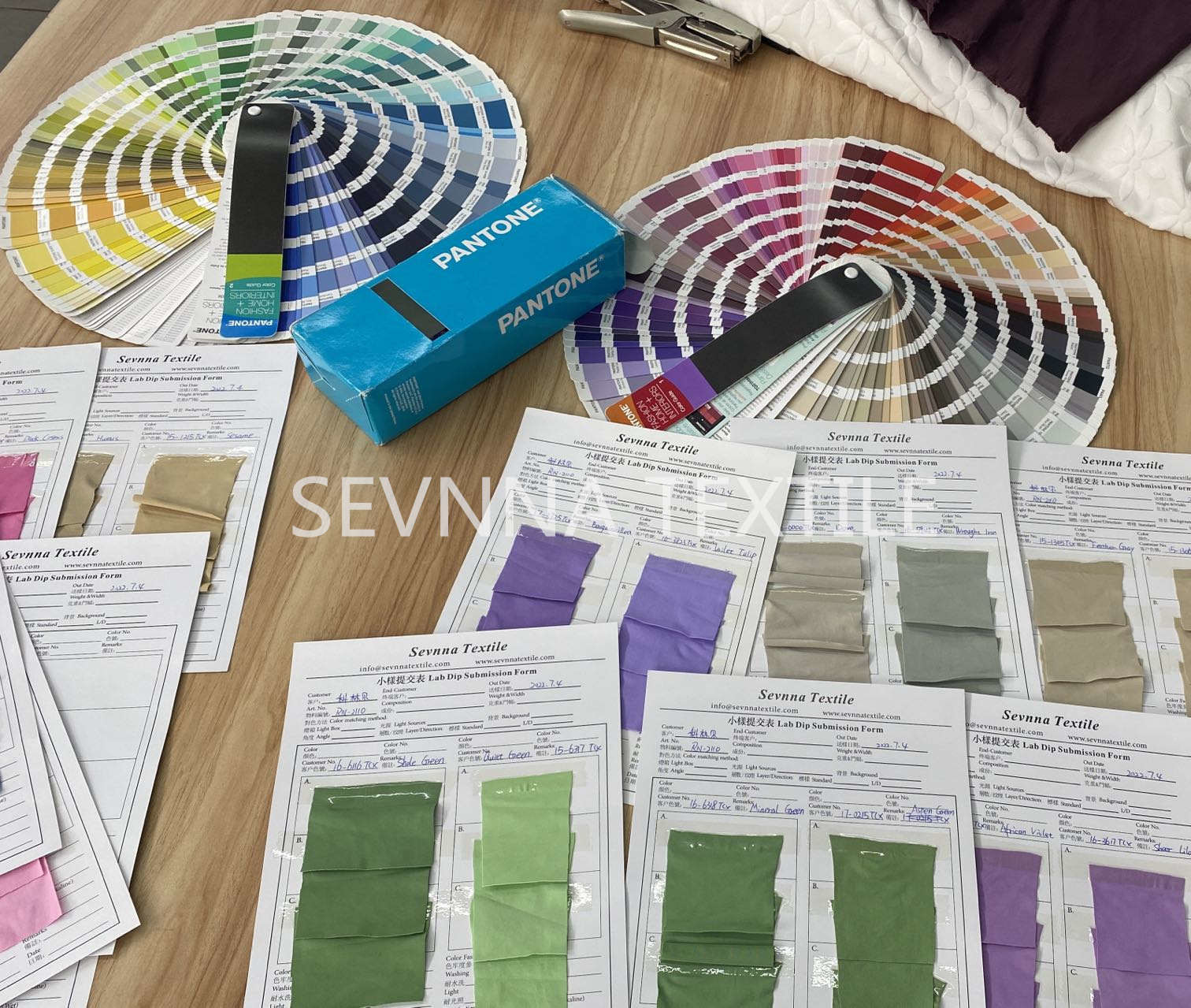 210gsm Recycled Swimwear Fabric Uv Protection Stretch Women Beach Underwear