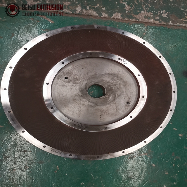 8.0mm 2900rpm Ss Disc Blade Pe Pulverizer Machine