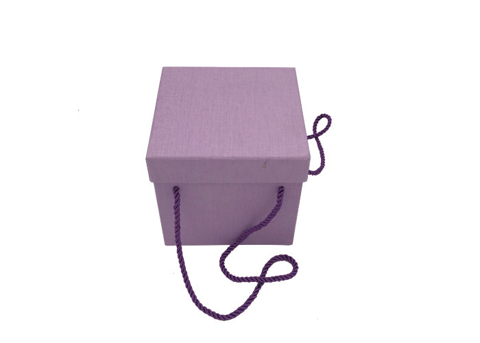 Elegant Paper Gift Packaging Box Exquisite Cotton Handle Recyclable Feature