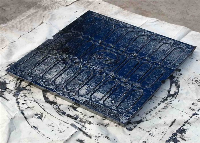 Square Locking Hinge Manhole Cover Ductile Cast Iron EN124 B125 600x600 Mm