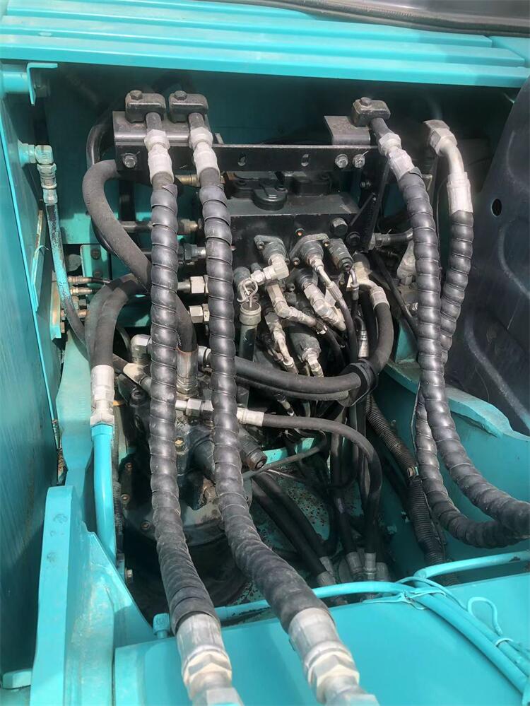 Year 2020 Japan Made Used Kobelco Excavator SK130 with Original Hydraulic Cylinder