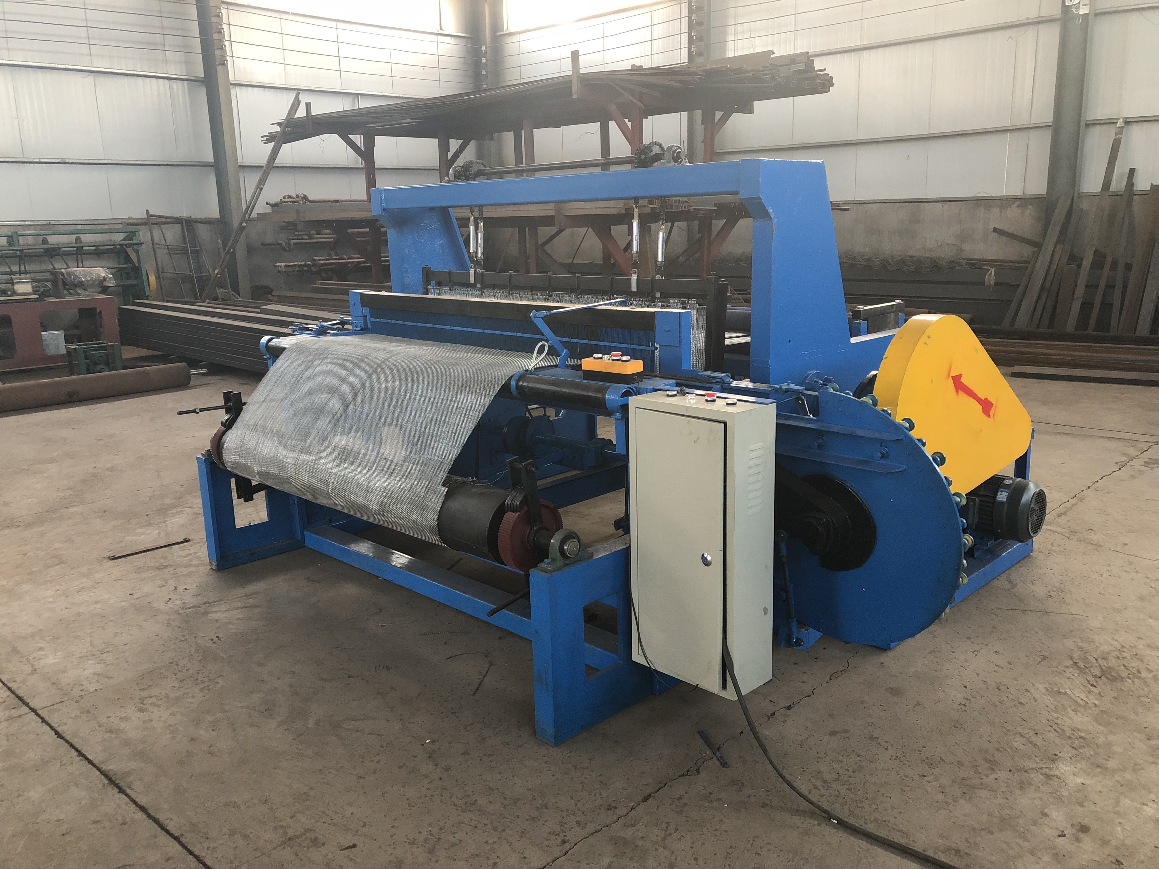 Fully Automatic Crimped Wire Mesh Weaving Machine 0.5mm-12mm Wire Diameter