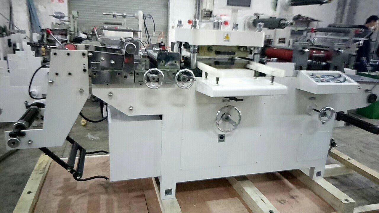 auto fabric flat bed die cutting machine professional custom die cut machine commercial