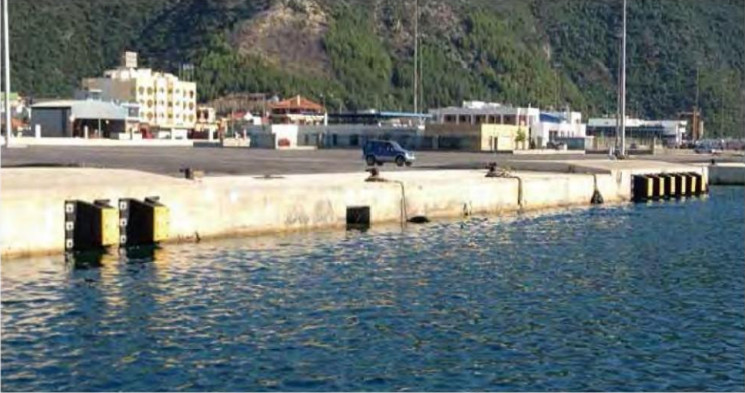 Arch Fenders for Impact Energy Conversion and Protection of Vessels and Docks in Port Facilities with High Traffic