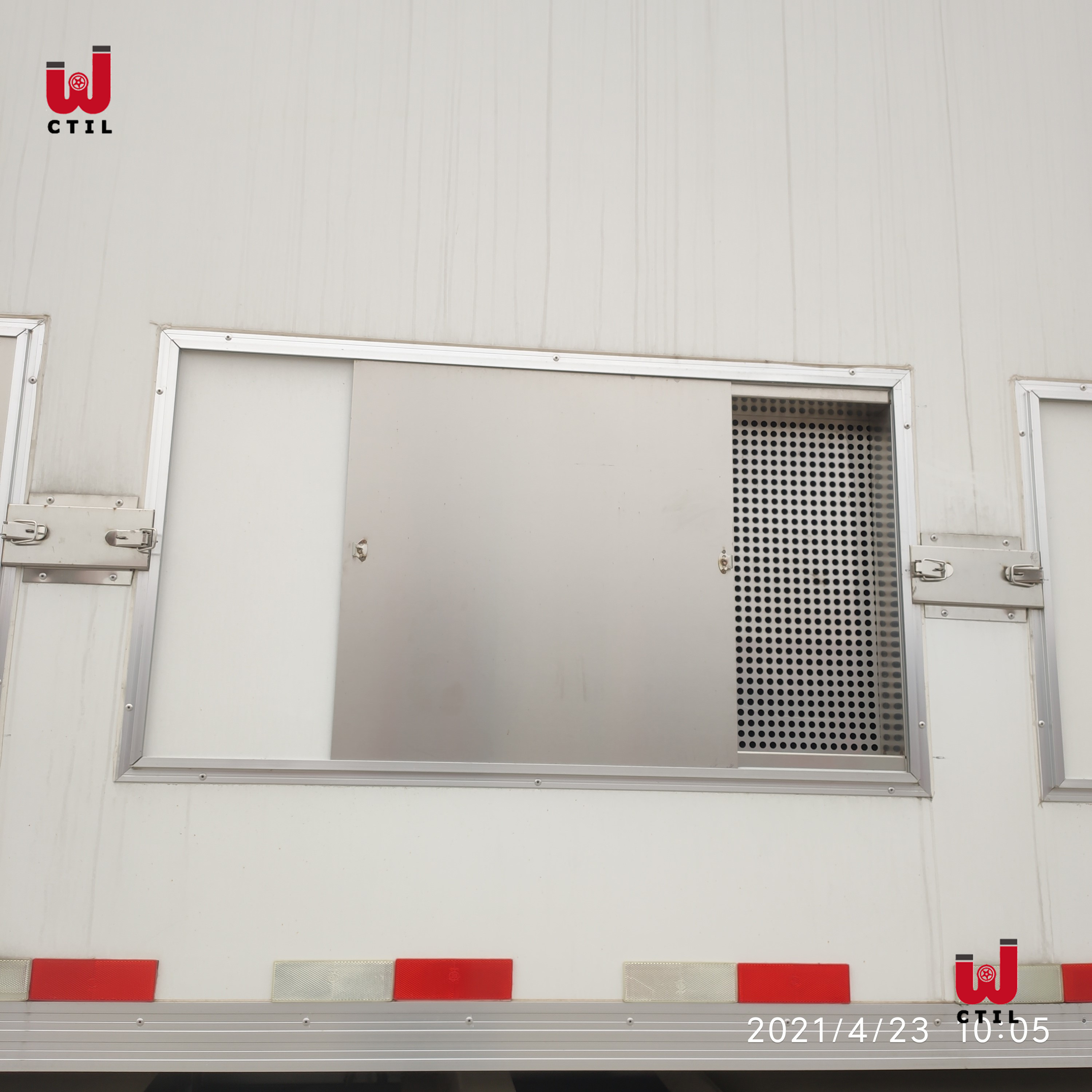 refrigerated truck