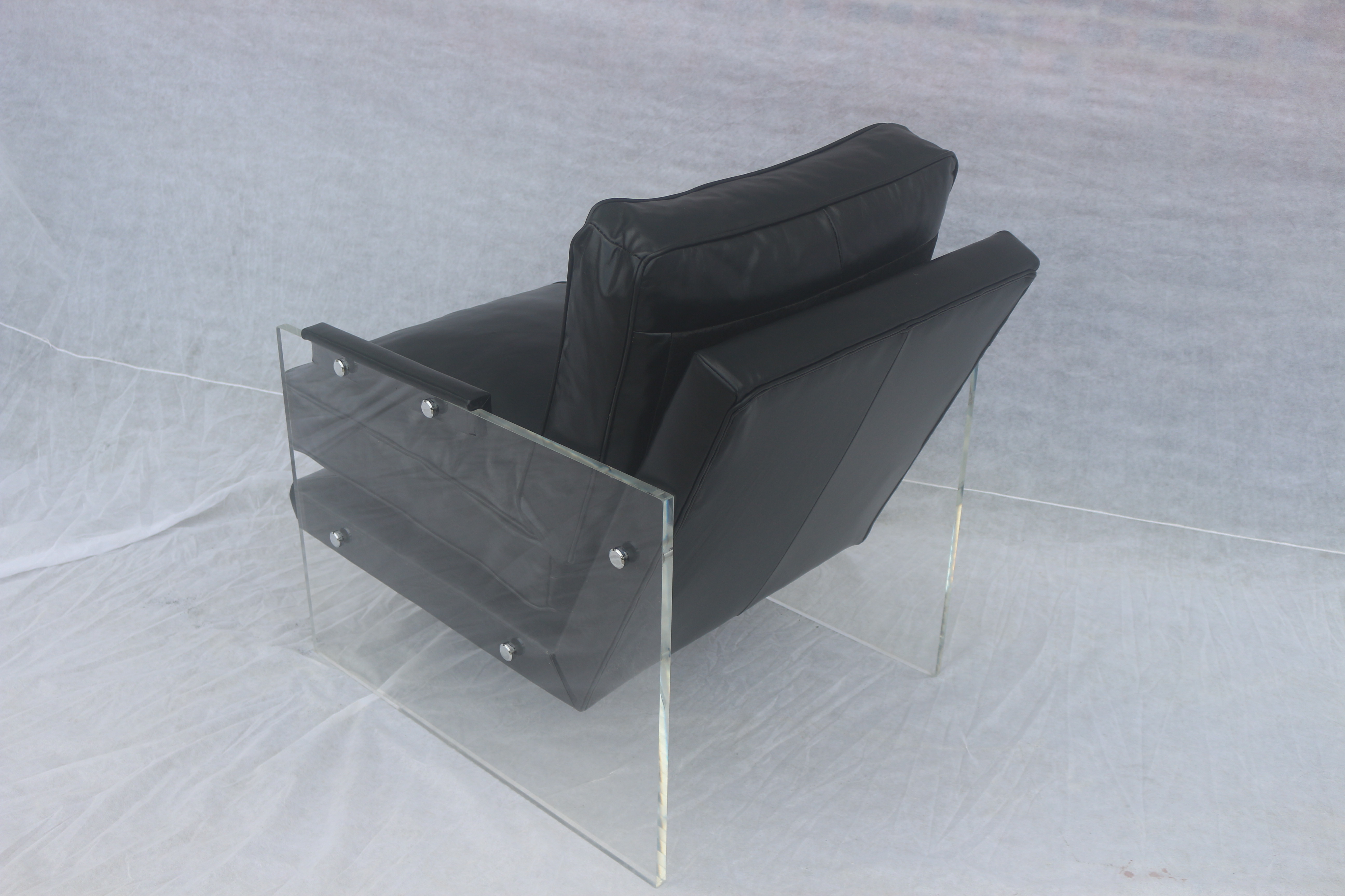 Black Leisure Dining Acrylic Frame Genuine Leather Armchair For Club