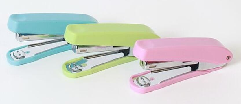 Factory Sales 12 Sheets Paper Capacity Plastic Plus Metal Material Office Stapler With #10 Staples