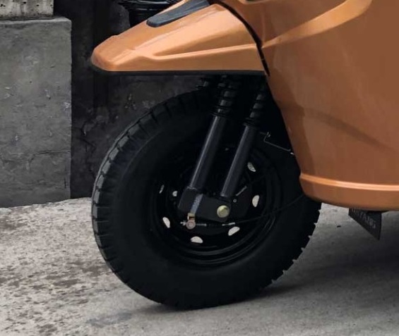 Hydraulic Rear Brake Standard Size Motorized Cargo Cabin Tricycle for Cooling Mode